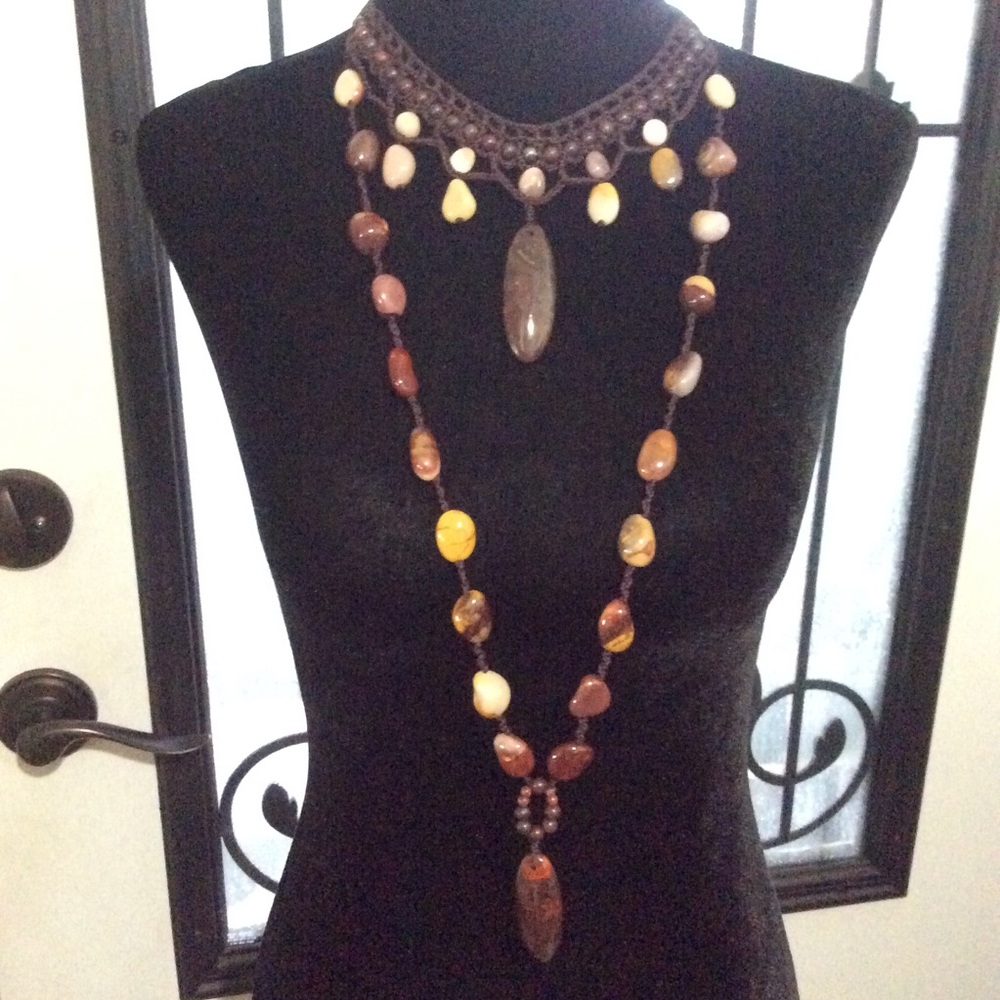 NWOT crocheted Mookaite and Tiger’s Eye necklace